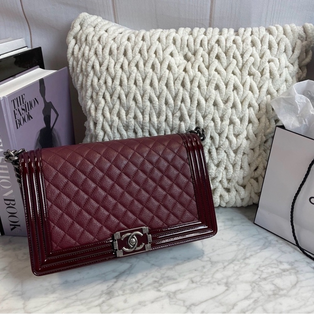 CHANEL Burgundy Quilted Shoulder Bag